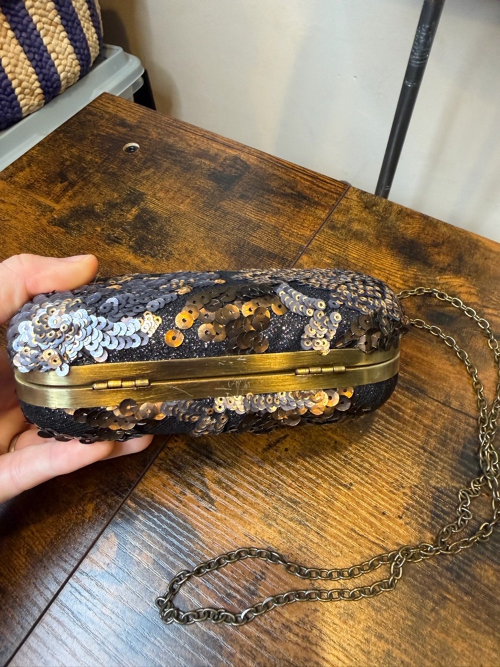 Darling Vintage Sequin Embellished Black Evening Clutch with Gold/Bronze Chain - Picture 6 of 12